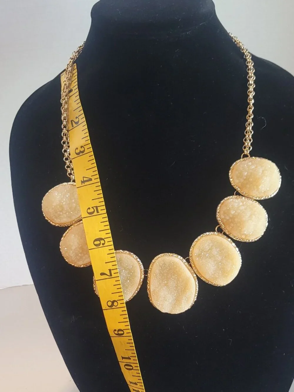 N/A vintage necklace